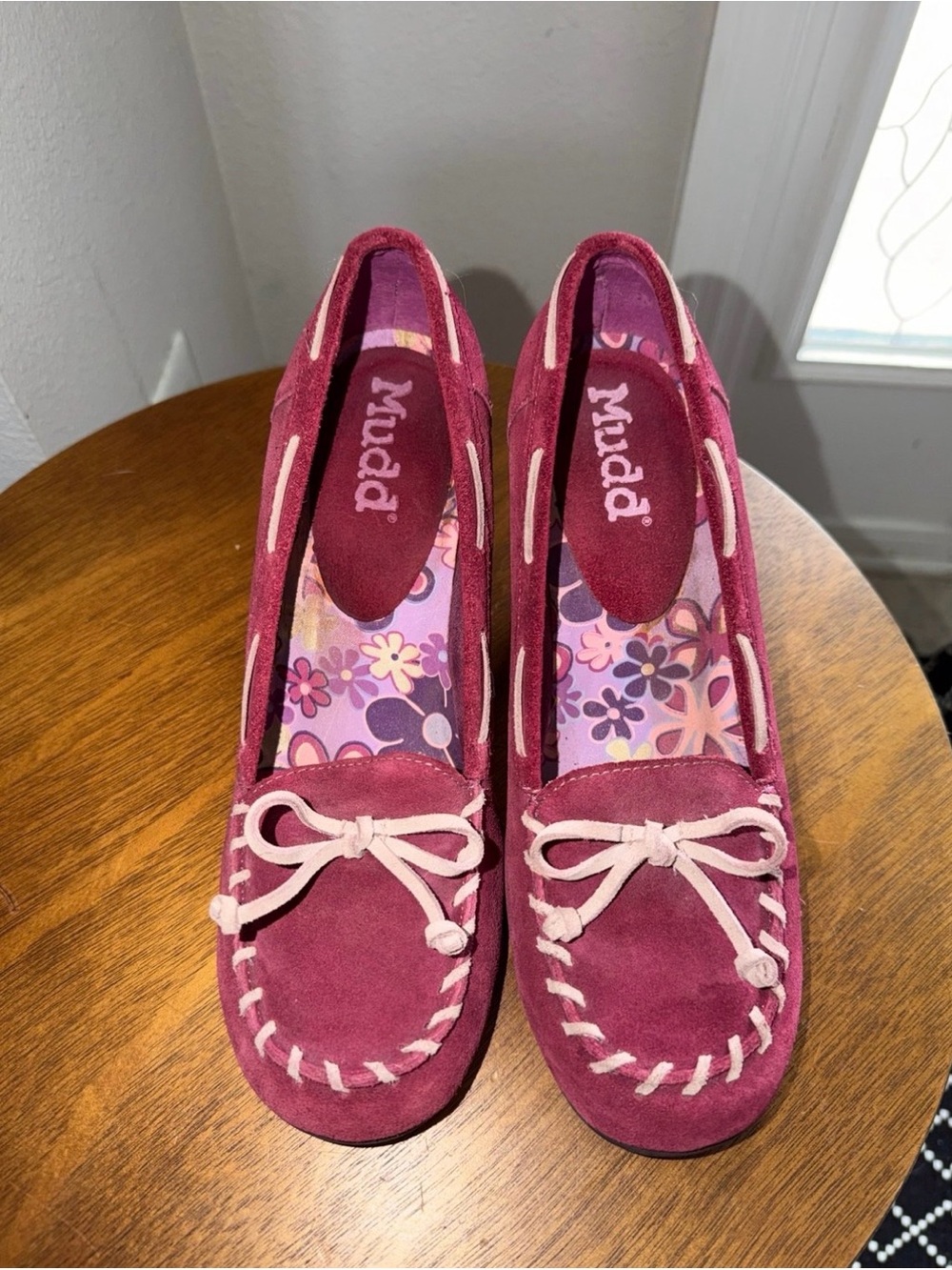 Mudd Women's Berry Pink Suede Moccasins with Cream Laces